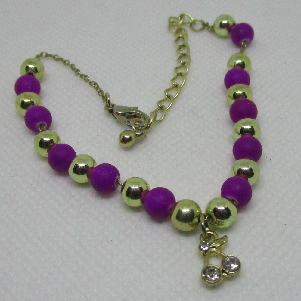 floating bead charm bracelet